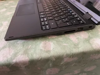 Computer portatile Acer Travelmate Spin B118-R nero