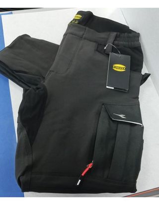 PANTALON DIADORA UTILITY CARBON PERFORMANCE