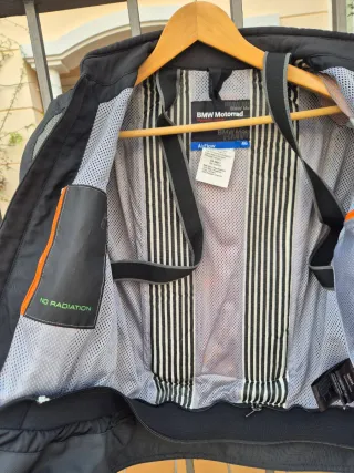 Chaqueta de moto BMW.