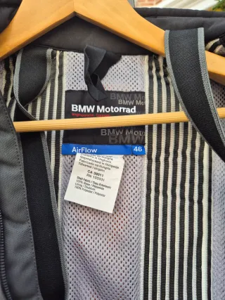 Chaqueta de moto BMW.