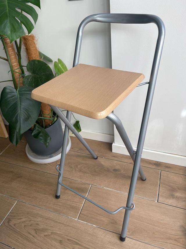 4 Taburete metálico y madera. se venden por unidad