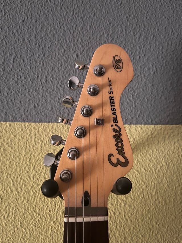 Guitarra Eléctrica Encore Blaster Series