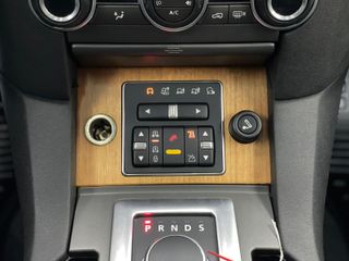 Land Rover Discovery 4 2012