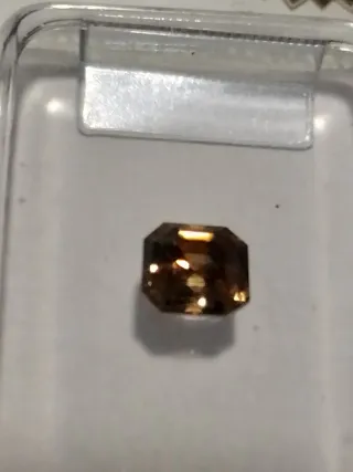 Diamante Natural Certificado IGI 0.39 Ct fancy