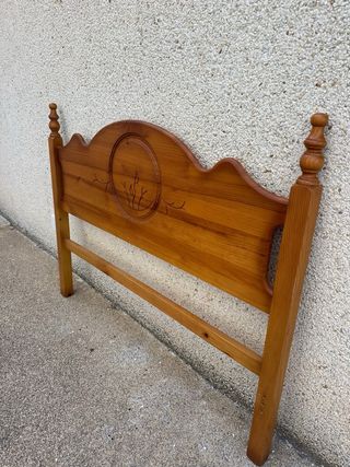 Cabecero de madera rústico de 135