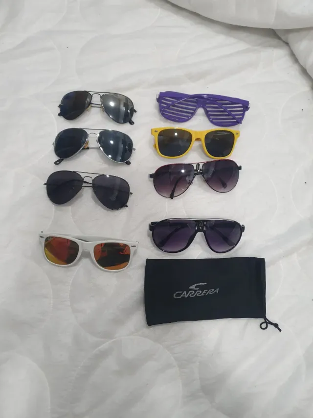 Lote de gafas de sol , guardadas hace 15 años