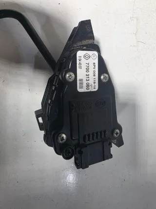 Pedal Acelerador Renault Trafic II 2.0dci
