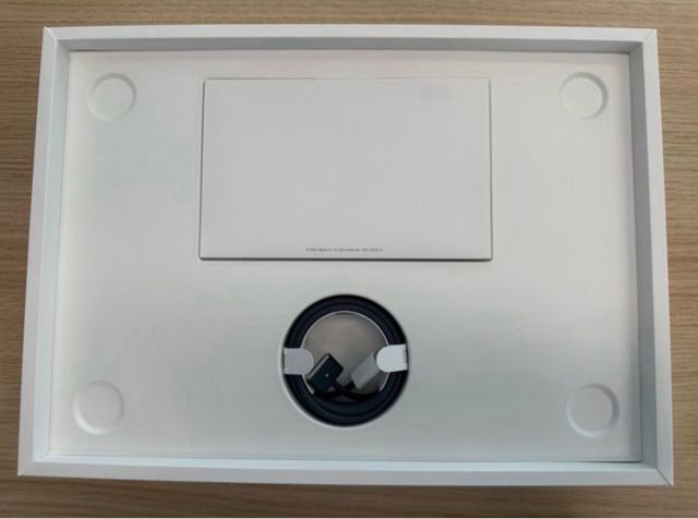 MacBook Air M2 13 24GB RAM 512GB SSD