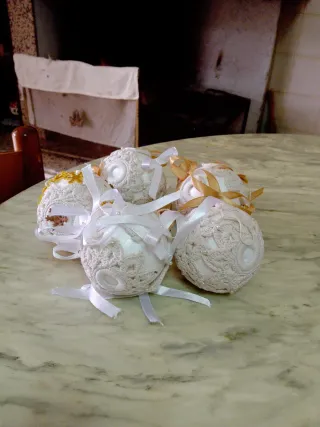 Palline decorative fatte a mano