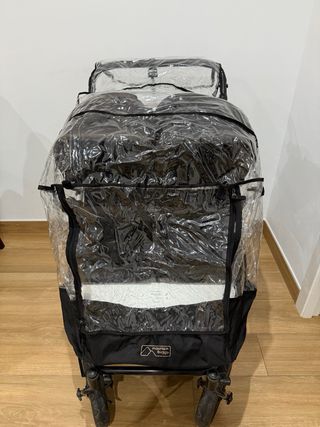 Carro Gemelar Mountain Buggy en muy buen estado