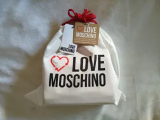 Bolso Love Moschino original a estrenar