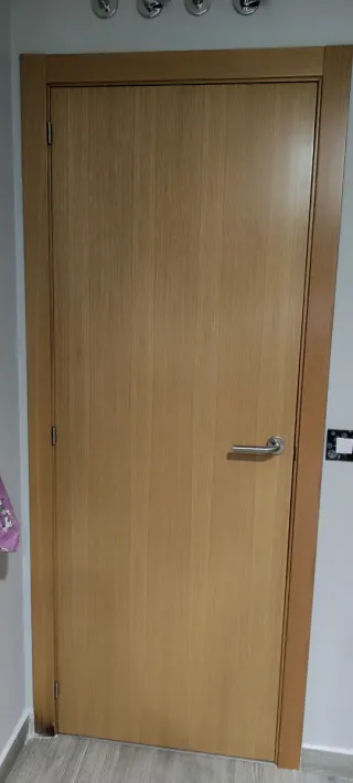 Puerta de interior abatible roble