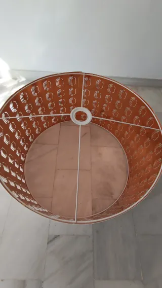 Pantalla de lámpara decorativa naranja