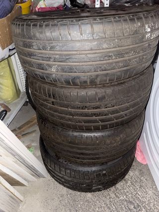 Llantas Mercedes AMG 18 pulgadas y neumáticos
