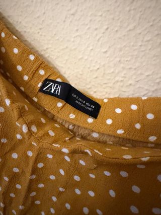 Falda corta Zara lunares 