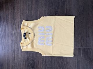 Top Miu Miu Amarillo con Pedrería