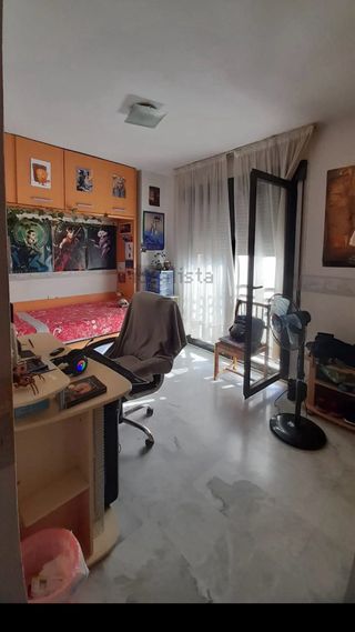 Habitación en alquiler en Parque Almunia.