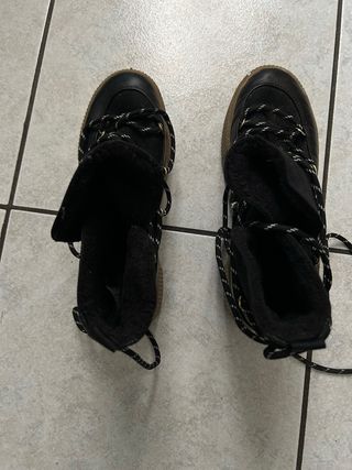 Stivaletti imbottiti neri