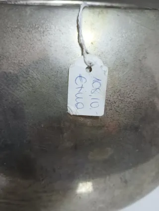 Jarrón Ovalado Metálico Plateado
