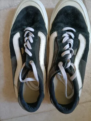 Zapatillas Vans Mujer Negras y Blancas
