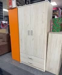 Armario 2 puertas nuevo de fábrica