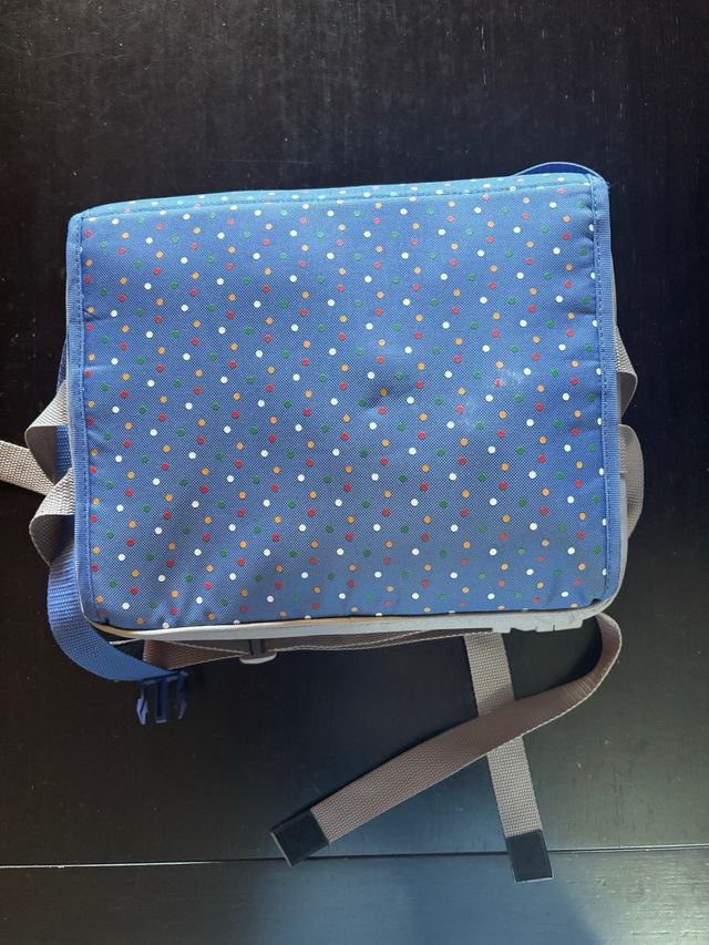 Silla elevadora para bebé.