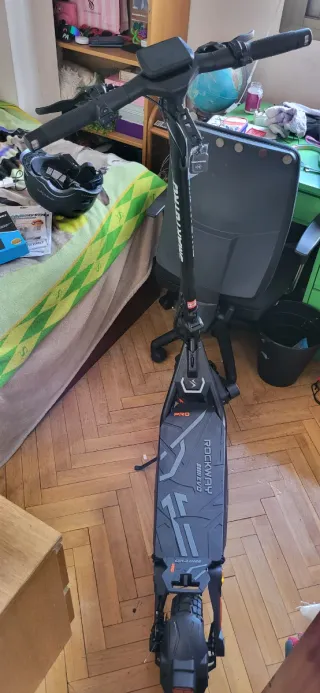 Patinete Smartgyro Rockway Pro Evo + Casco