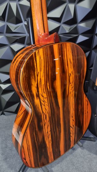 Guitarra Antonio de Toledo ATF-17EBR