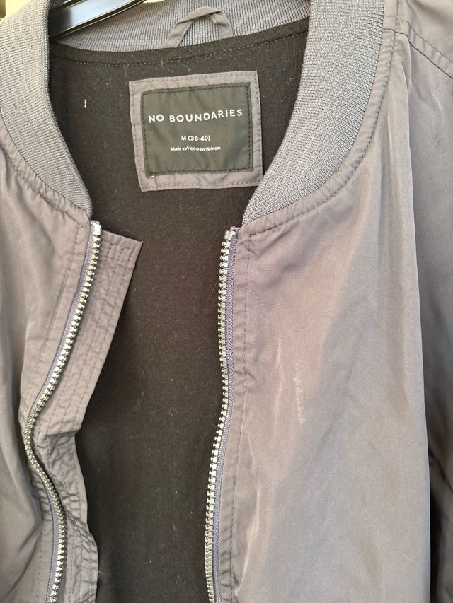 Chaqueta Bomber Gris NO BOUNDARIES Talla M