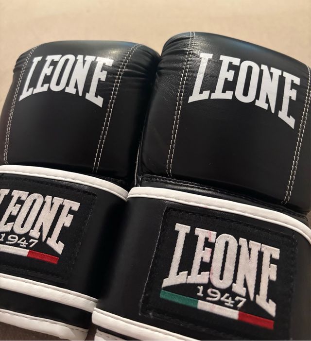 Guantes de boxeo Leone negros