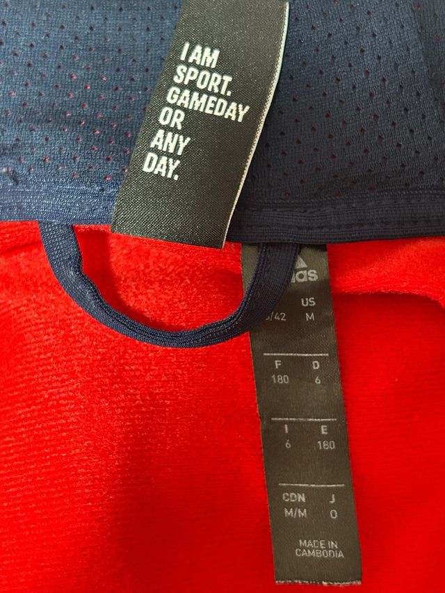 Chaqueta Adidas Roja y Azul