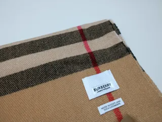 Bufanda Burberry Beige Multicolor