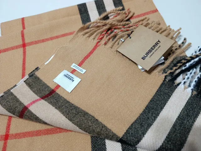Bufanda Burberry Beige Multicolor