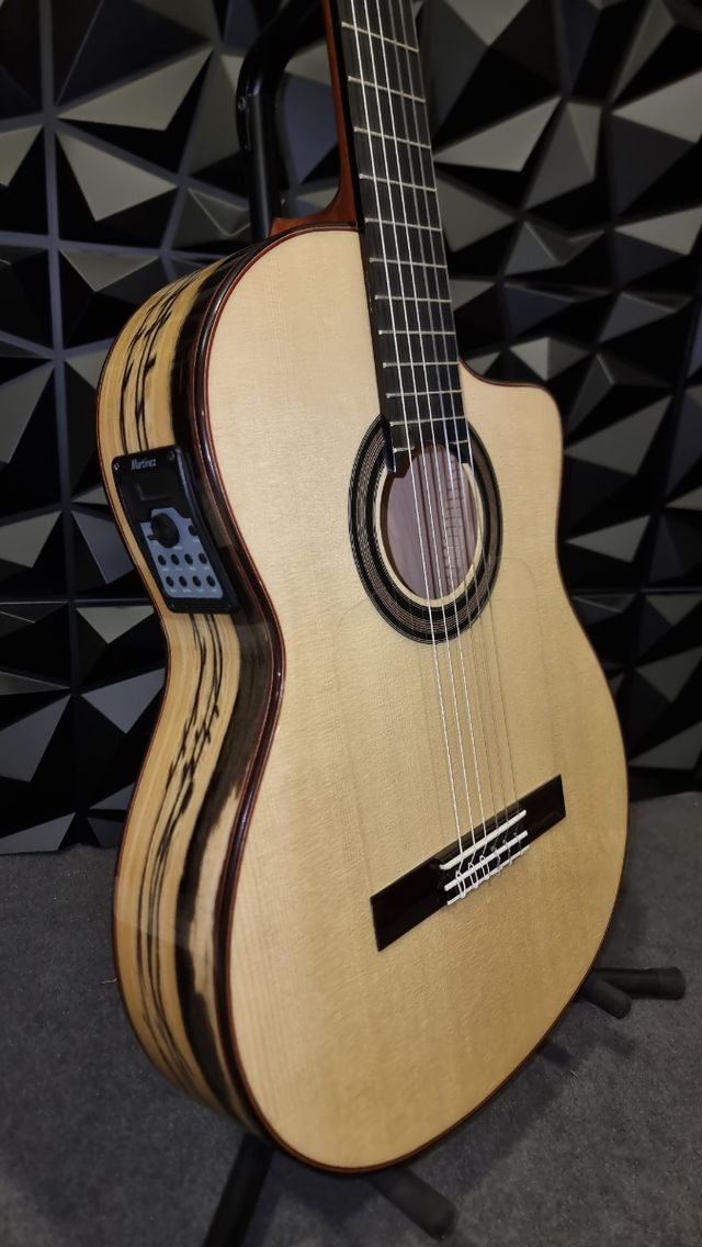 Guitarra Flamenca Martinez MF7 CE
