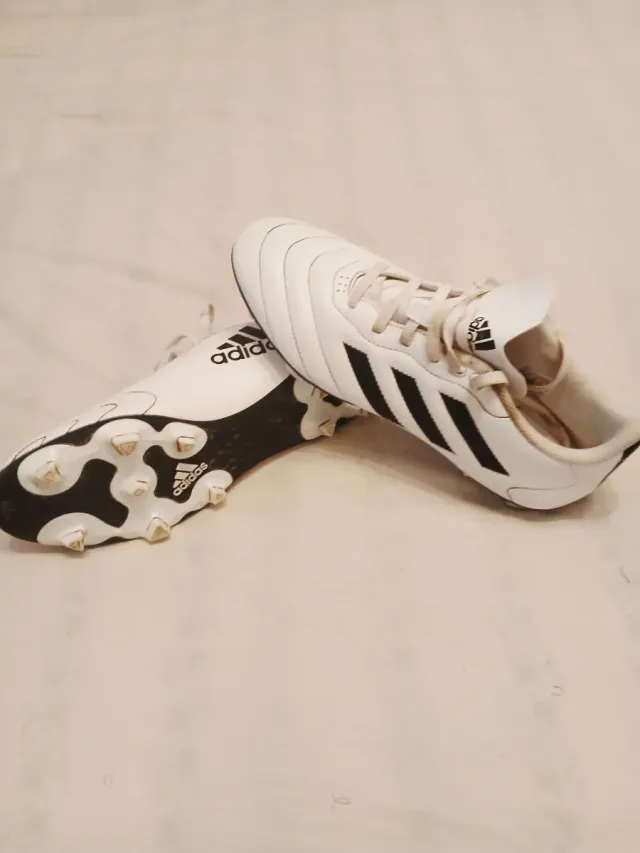 Botas de fútbol Adidas Predator Blancas 