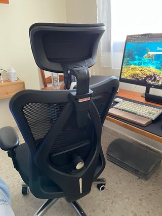 Silla de oficina ergonómica negra