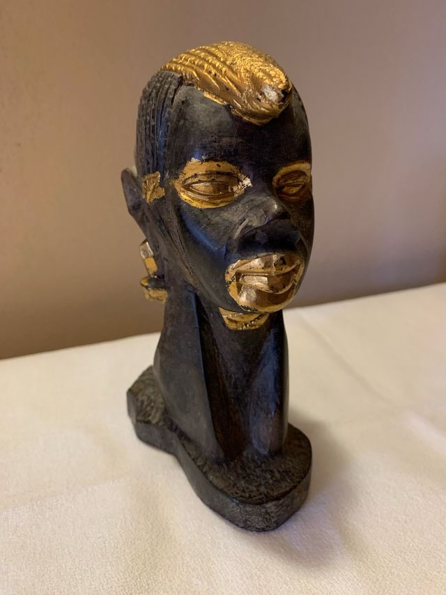 Scultura testa africana in legno dorato
