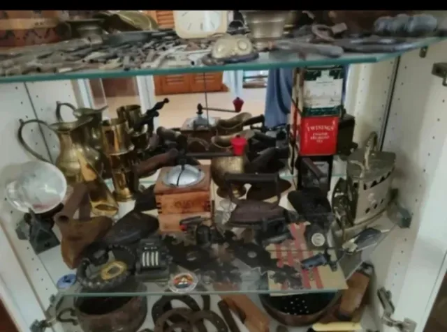 Colección de objetos antiguos