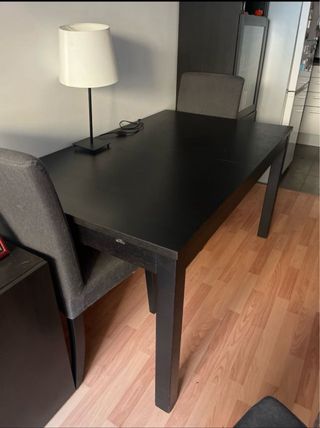 Mesa extensible + 4 Sillas