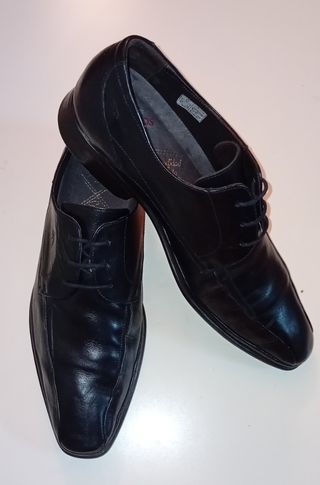 Scarpe eleganti nere Fluchos