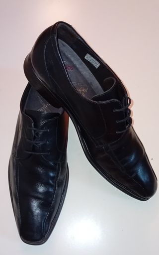 Scarpe eleganti nere Fluchos