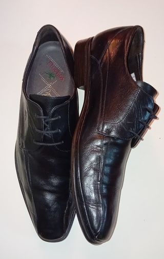 Scarpe eleganti nere Fluchos