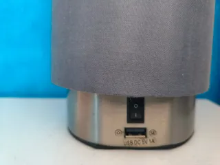 Due lampade da comodino moderne