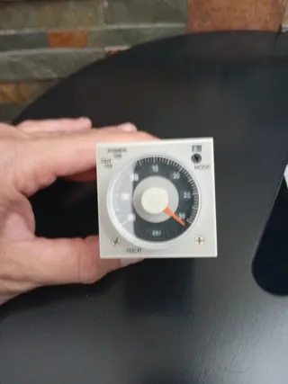 Relé de tiempo H3CR