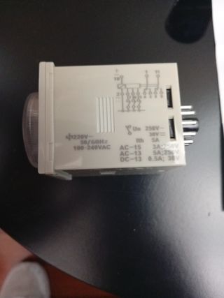 Relé de tiempo H3CR