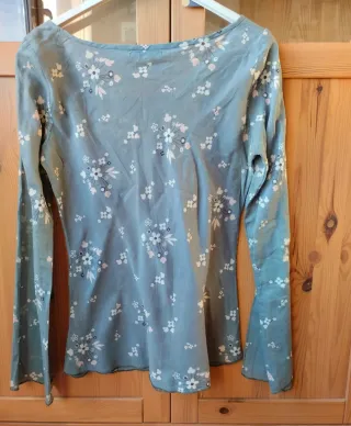 2 blusas Stradivarius m. larga y Trucco m. corta