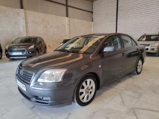Toyota Avensis ENGANCHE - GASOLINA 