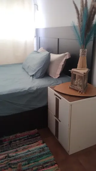 Se busca compañerA de piso, leer anuncio! 