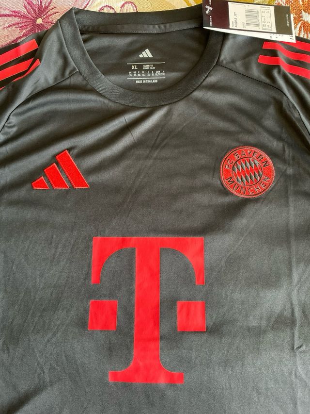 Conjunto 2 piezas Bayern Múnich Adidas Talla XL
