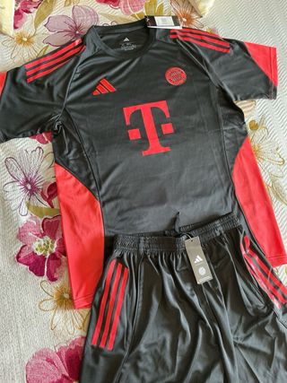 Conjunto 2 piezas Bayern Múnich Adidas Talla XL